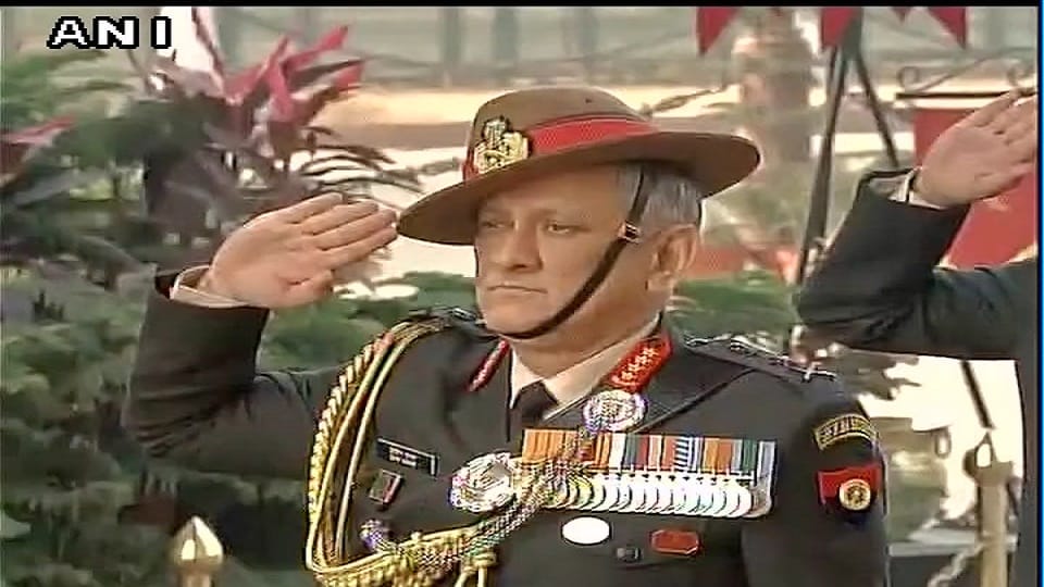 Army Chief General Bipin Rawat pays tribute at Amar Jawan Jyoti