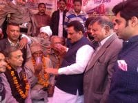 Laying new railway line, demanding social organizations played bugle