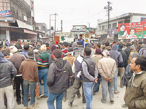 Insurance agents pillaged murder