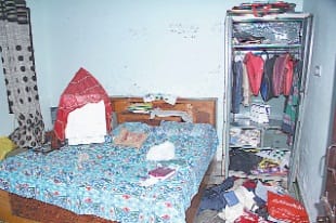 steps away from residence of BJP MLA's house keeper robbery, escaped with jewelery worth 12 lakh