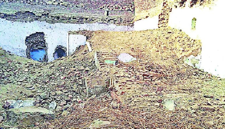 Houses fell, the mother and son trapped in Mlbee