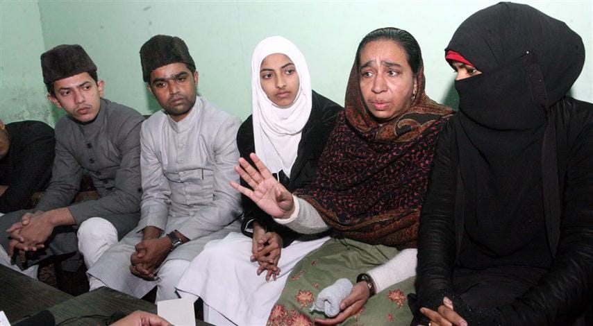 AMU student will go on Delhi roads: Nafees Fatima