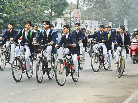 rain increase cold, children shivered