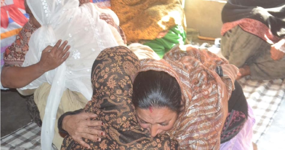minor girl killed by boy friend at jalandhar of punjab, dead body found in farms
