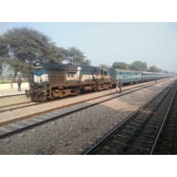 train, ingene, fail, another, trains, schedule, efcted