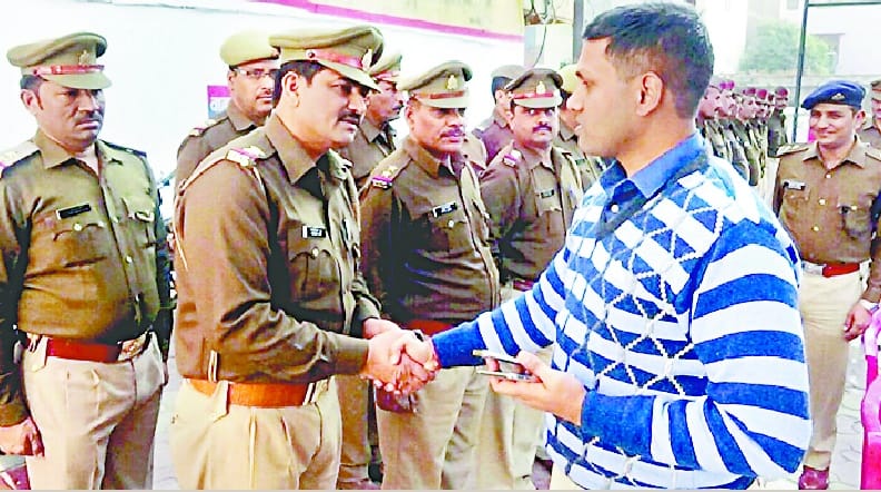 Public right to police behavior