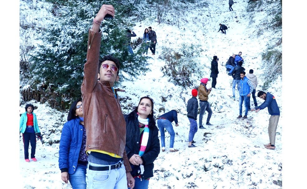 New Year Celebration with Snowfall at shimla.