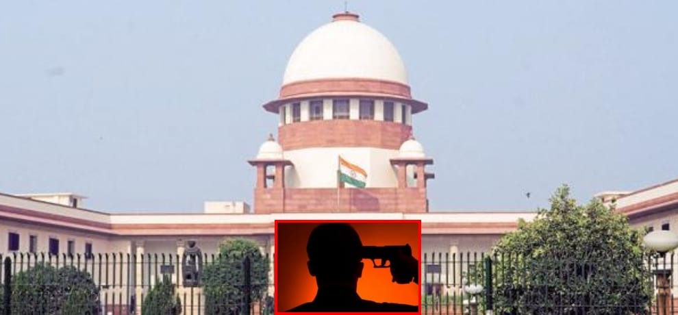 delhi police head constable shoot himself insupreme court campus, died