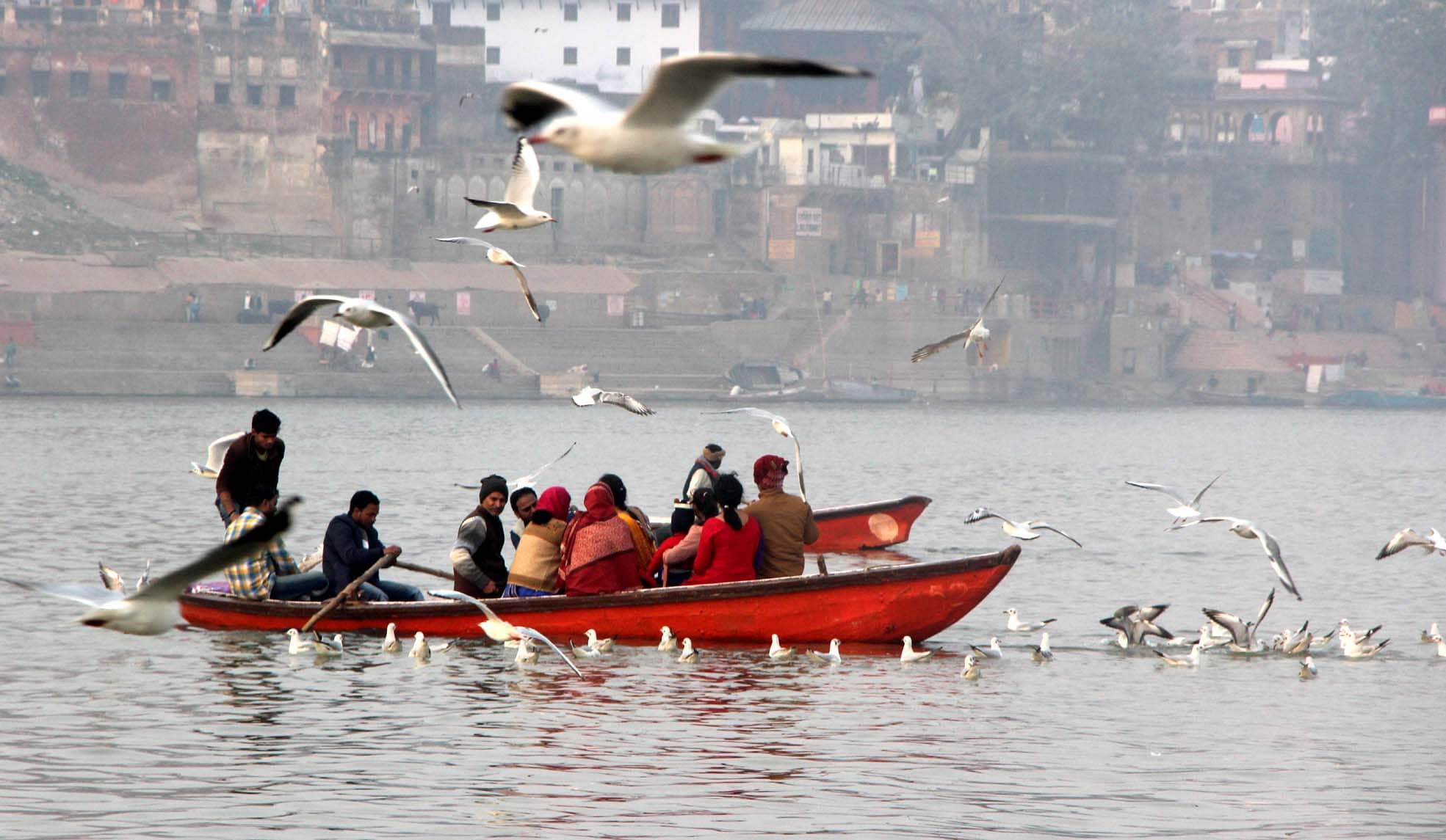 weather effected with eastern wind, varanasi get some relief