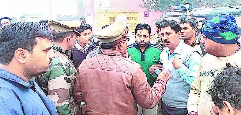 Sugarcane-laden truck crushed the teacher