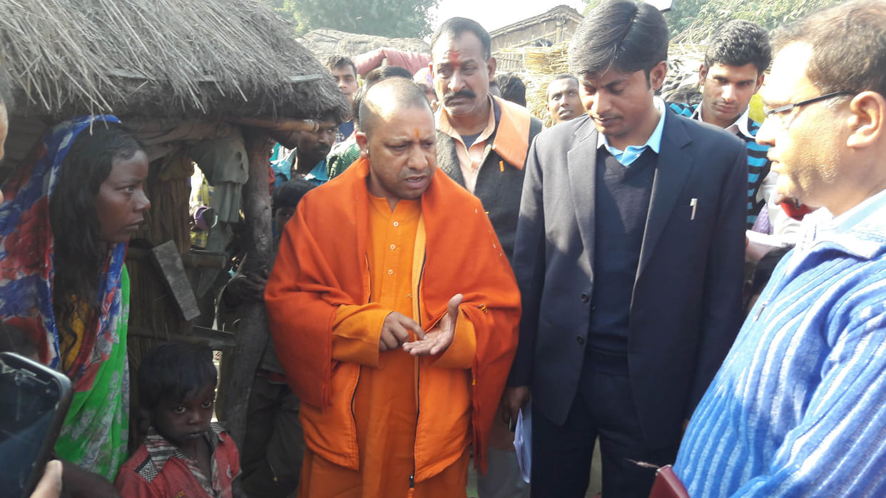 adityanath blame SP 