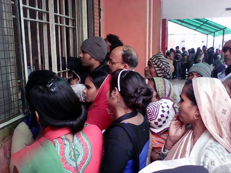 Anti-rabies vaccine in the scramble for the district hospital