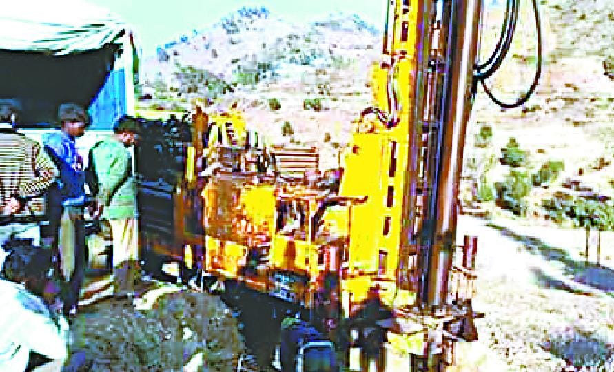 Began locating wells in Tamli
