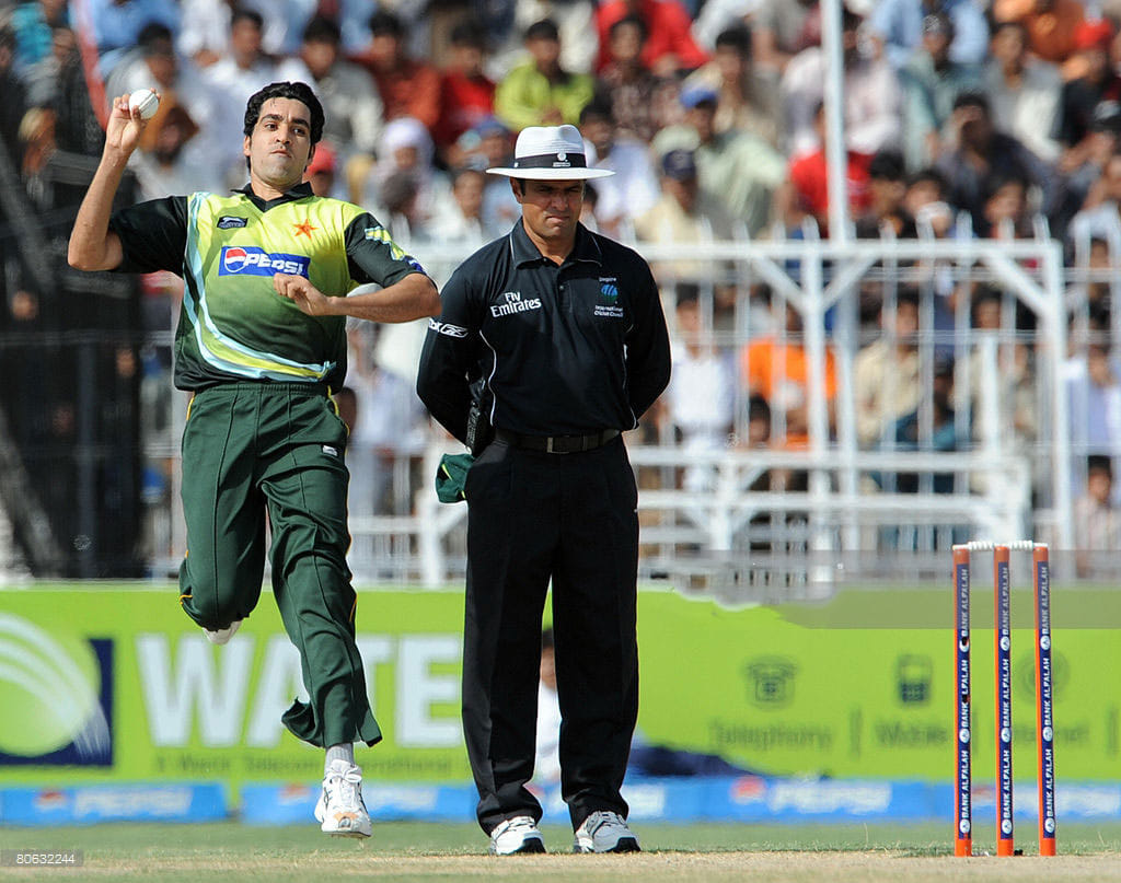 Pakistani Umpire Aleem Dar Makes A New Record