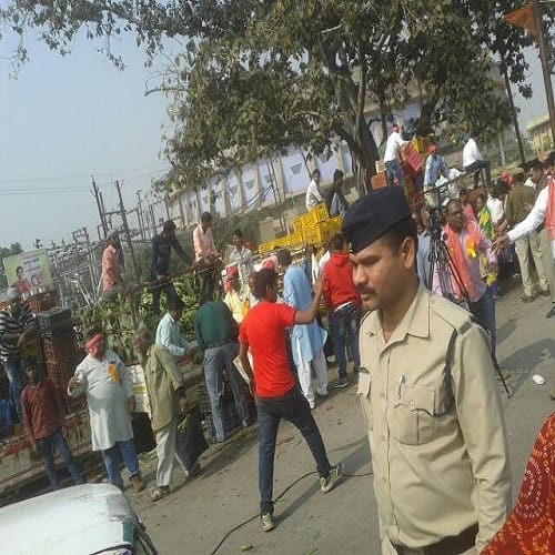 Farmers in Raipur distribute their produce for free after prices of vegetables dip post
