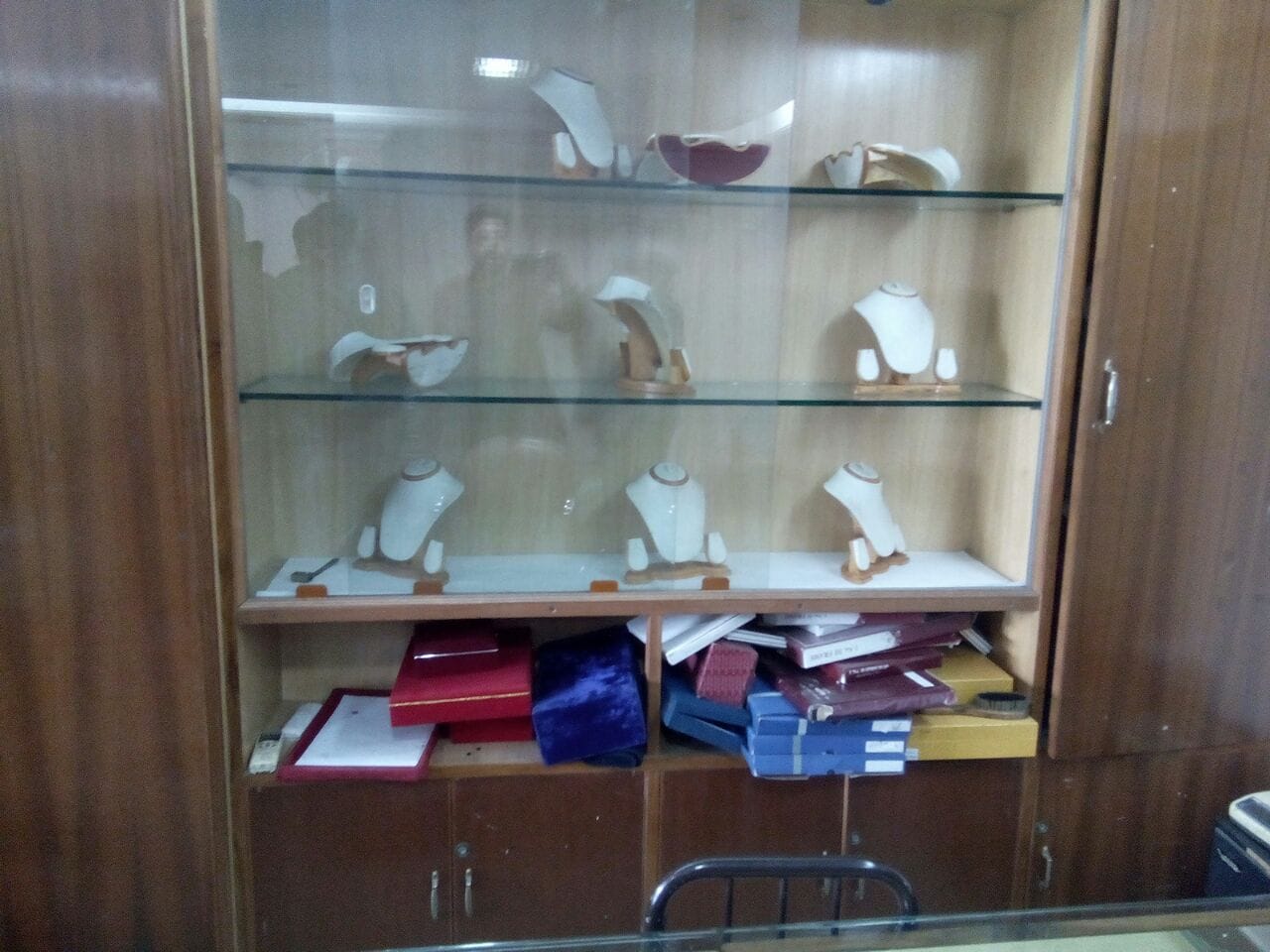 loot in tirupati james and jewellers limited shop lucknow