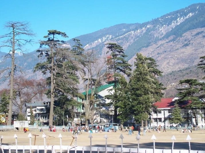  Thousand of Old Currency Notes Found at Dhalpur Ground Kullu.