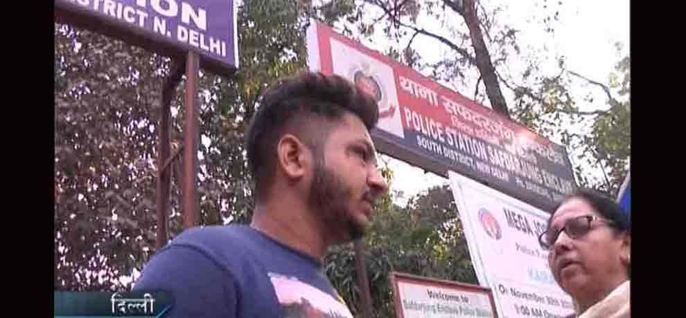 man killed in a pub in delhi during new year 2017 party celebration 