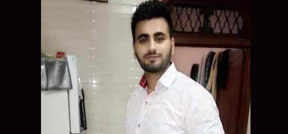 man killed in a pub in delhi during new year 2017 party celebration 