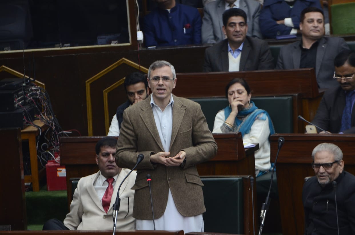 MEHbooba mufti fail in her mission: omar