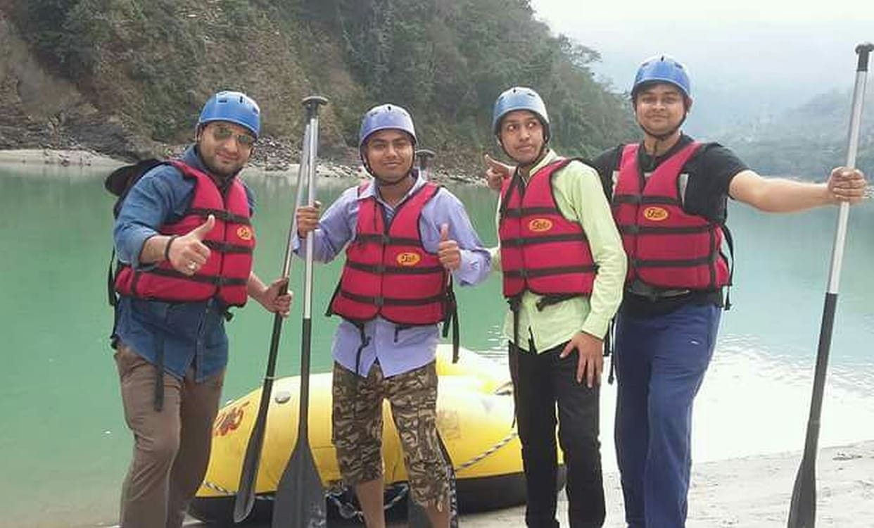 two friends died in road accident gone from new year celebration 