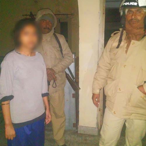daughter kills her father while he was trying to rape in Bareilly