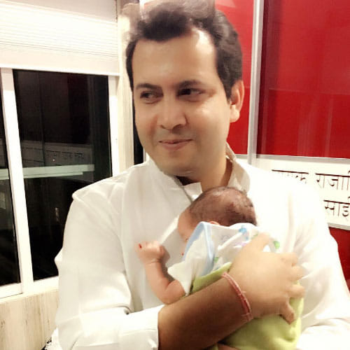 shweta tiwari share her son's picc in social media