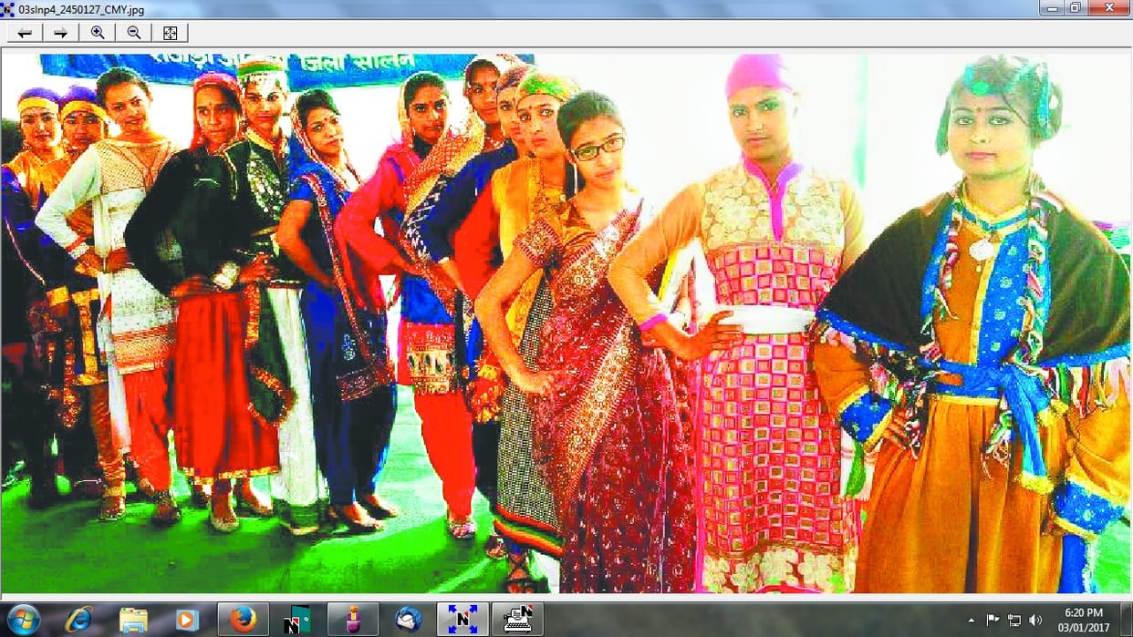 student awarded in Jabli school function