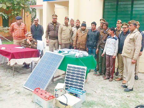Antrjnpdiy gang of four thieves finally picked two fled