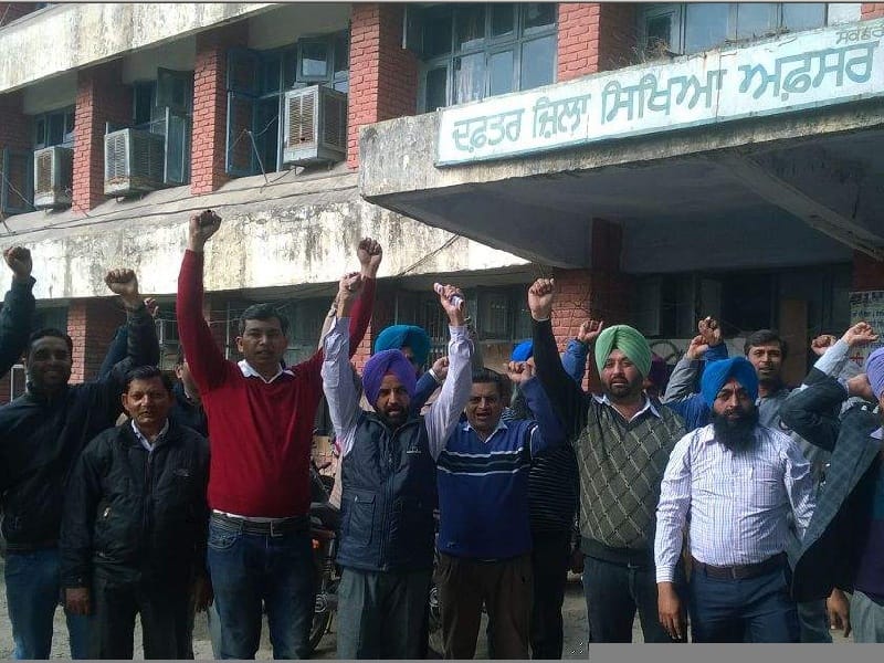DEO office, teachers 'performance, seeking to complete the process of promotion, Patiala