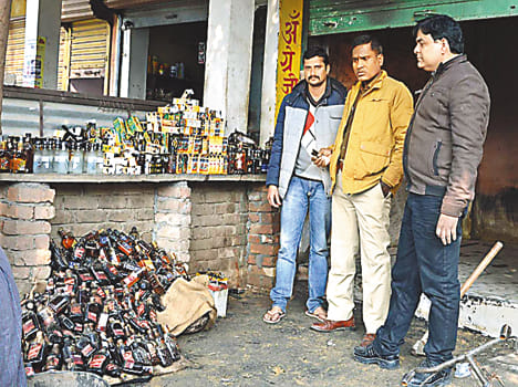 Fire raging in liquor store