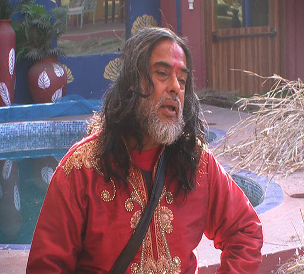 bigg boss ex contestant swami om gives threat