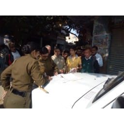 police, chalan, vichles, colege, mobile