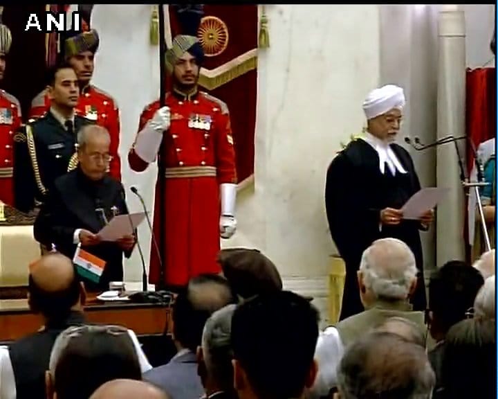 J.S. Khehar takes oath as the 44th Chief Justice of India at President House