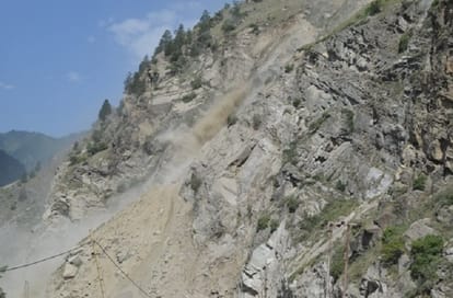 Four Labourer Killed in Land Slide Near Rampur.