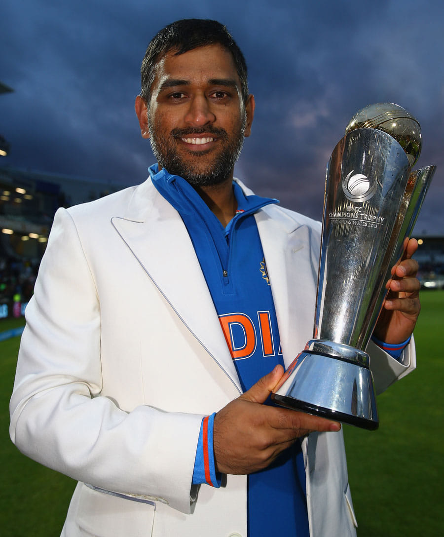 Amitabh chaudhry is person behind Dhoni's Resignation As India's T-20 And One Day Captain