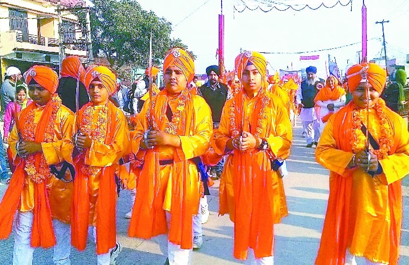 Sri Guru Gobind Singh Maharaj Nagar Kirtan Festival of Lights turned on