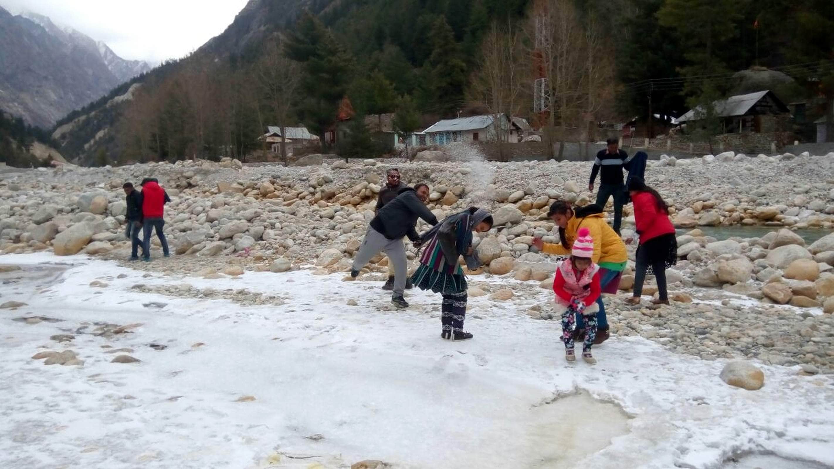 temperature zero in gangotri, river water frozen.