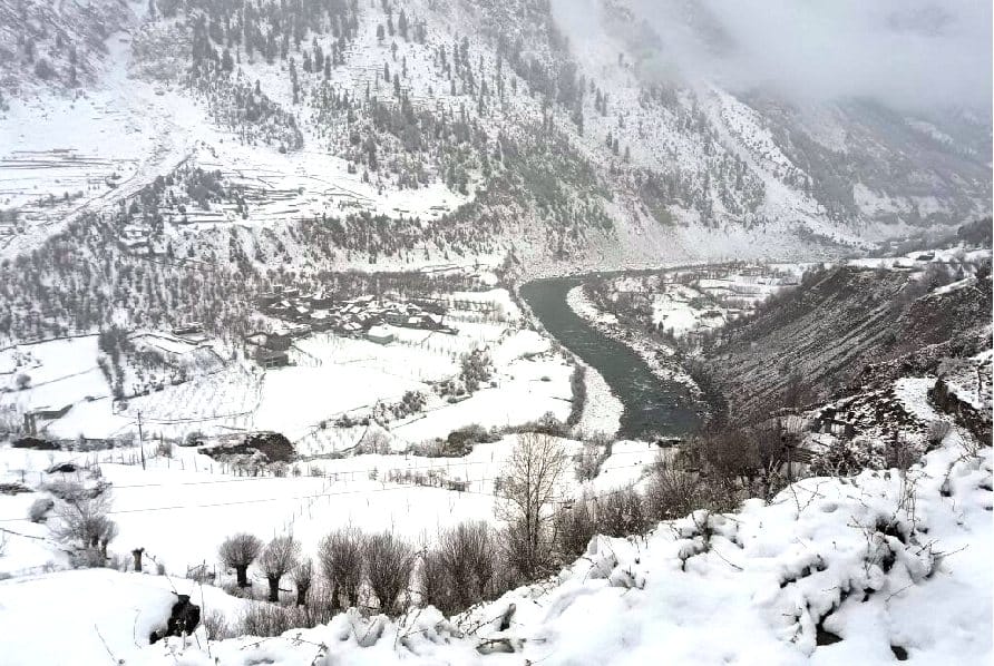 Heavy Snowfall Warning for Himachal.