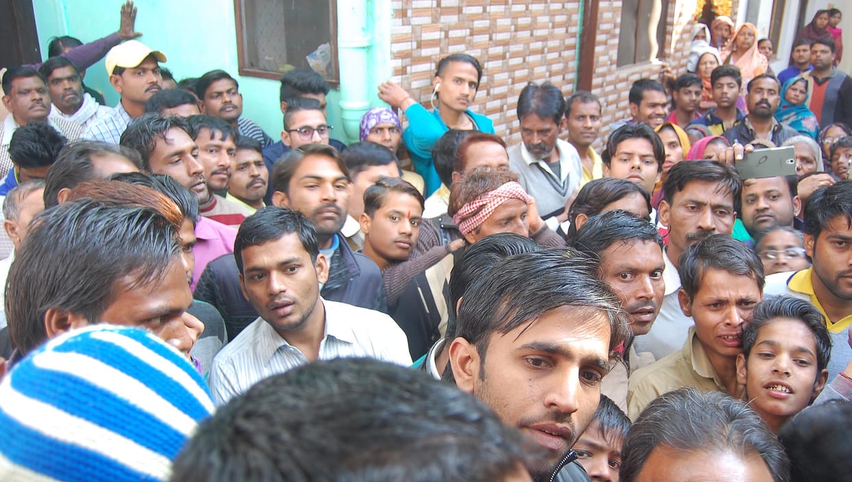 Congress demonstrated against Notbandi