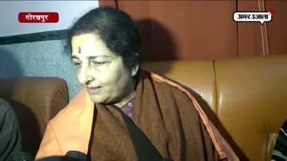 Anuradha podwal says western songs are not better than classical songs in gorakhpur 