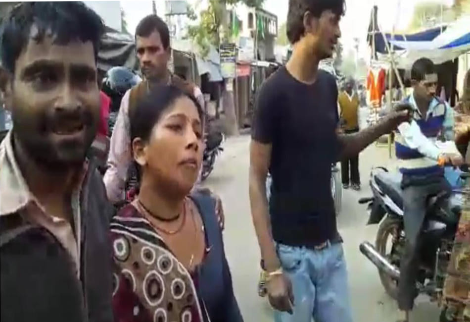 lack of ambulance sons body laid on the shoulder