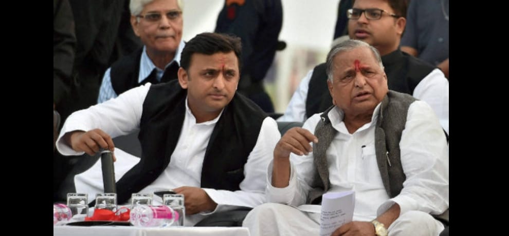 big fan of akhilesh yadav swallows poison after chaos in samajwadi party