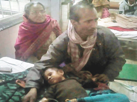 Woman burnt to death, burnt child