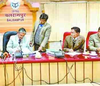 voting will be on 1505 booths in district 