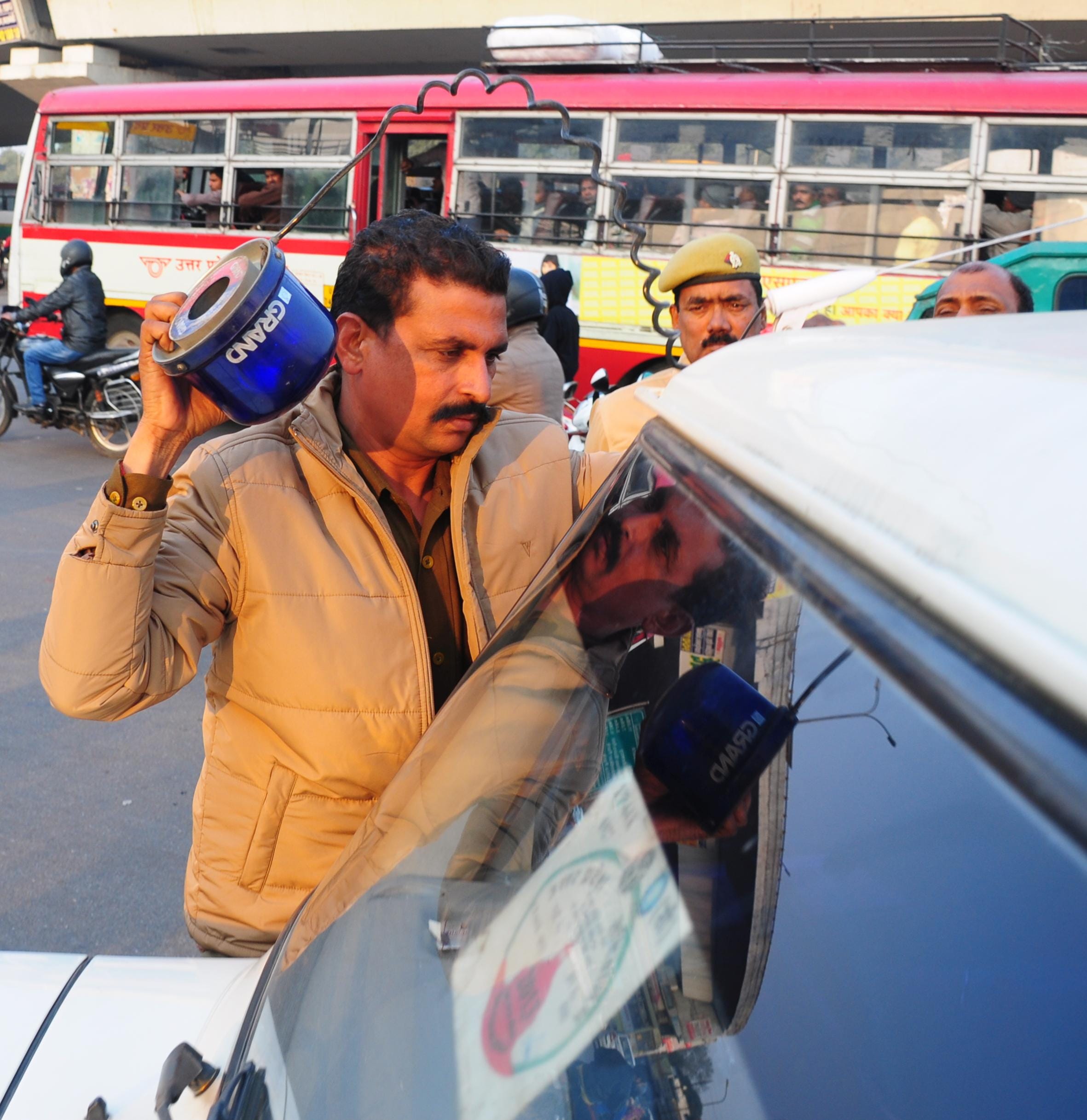 code of conduct violation of samajwadi party mla in lucknow