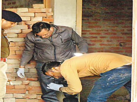 The bodies were found in a house under construction lovers