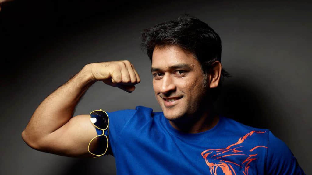 MS Dhoni Played FIFA on Play Station After Quitting Captaincy of Indian Team