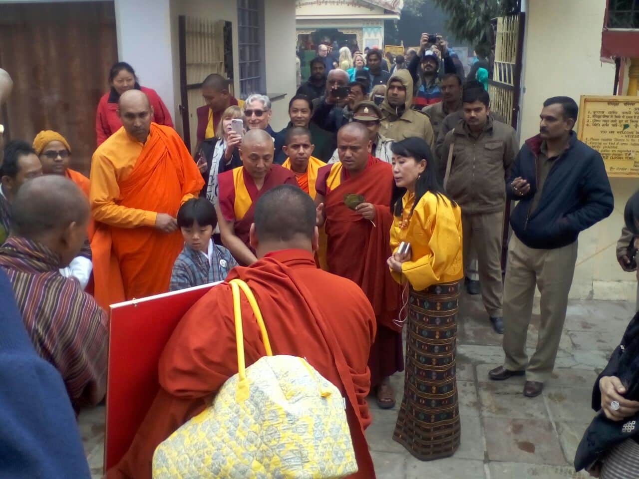 Queen Mother of Bhutan Dorji Wangmo arrived in Varanasi, see pictures 