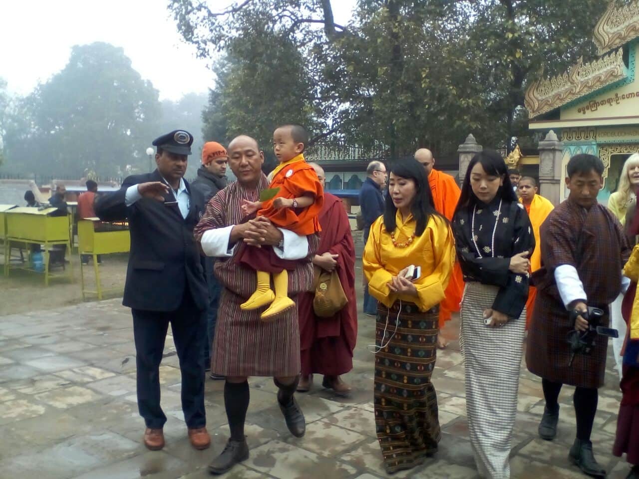 Queen Mother of Bhutan Dorji Wangmo arrived in Varanasi, see pictures 